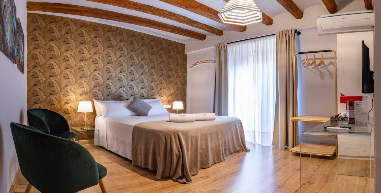 El Palauet Del Priorat Hotel Cornudella de Montsant Kültér fotó